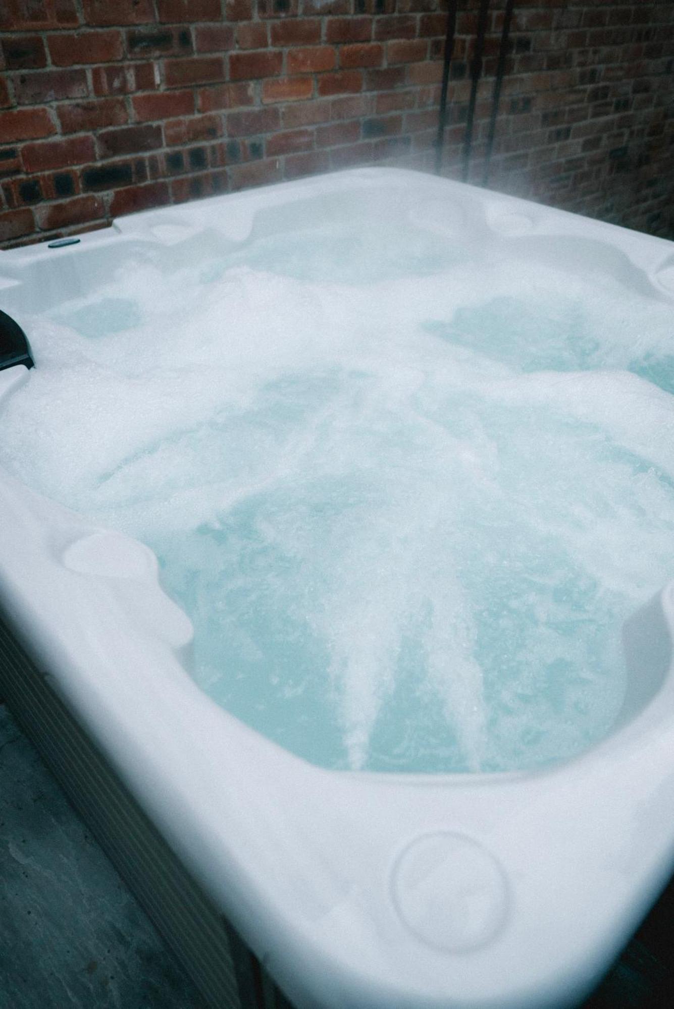 Magistrates Penthouse Suite - Town Centre Apartments With Spa モーペス エクステリア 写真