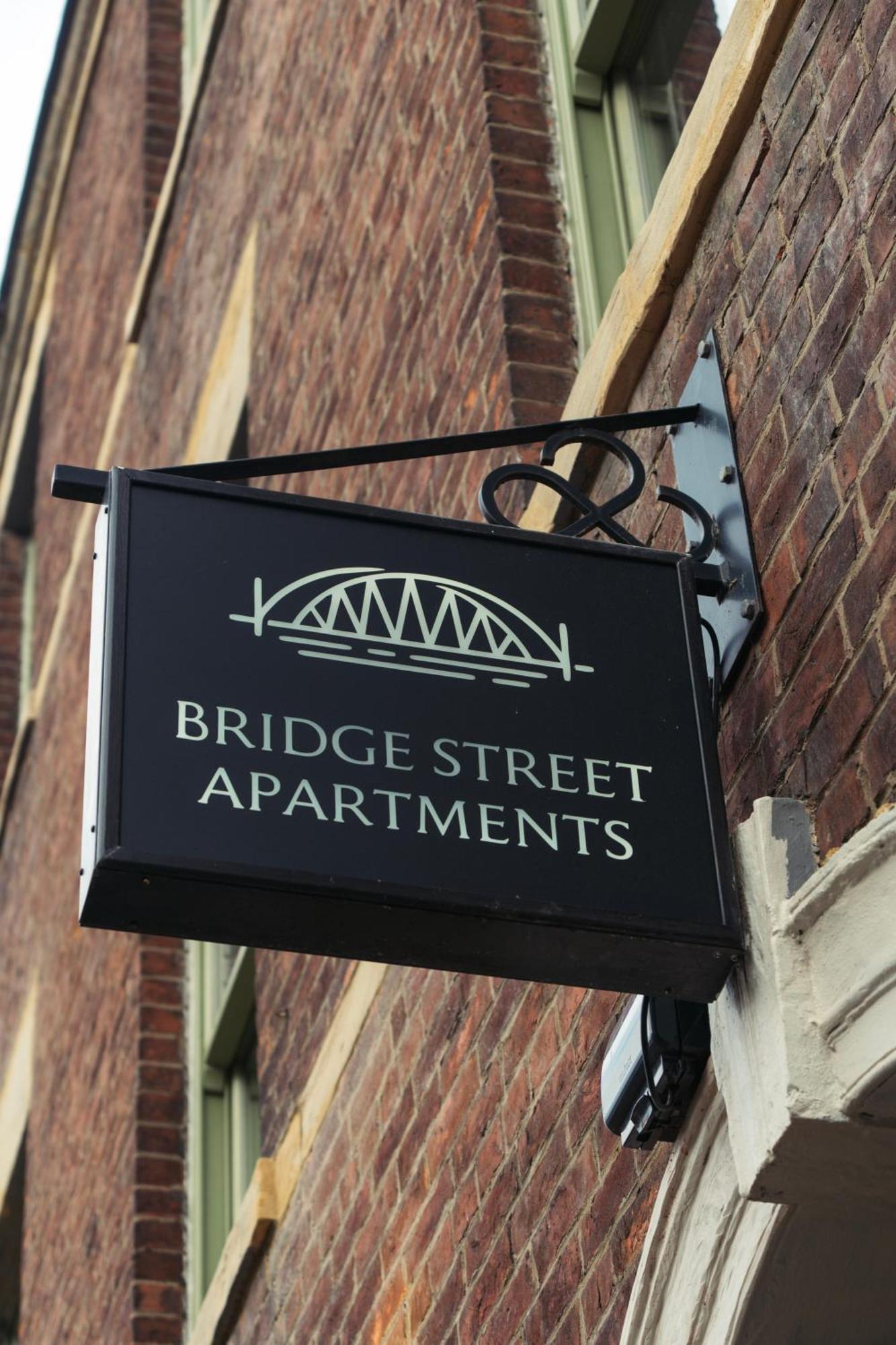 Magistrates Penthouse Suite - Town Centre Apartments With Spa モーペス エクステリア 写真