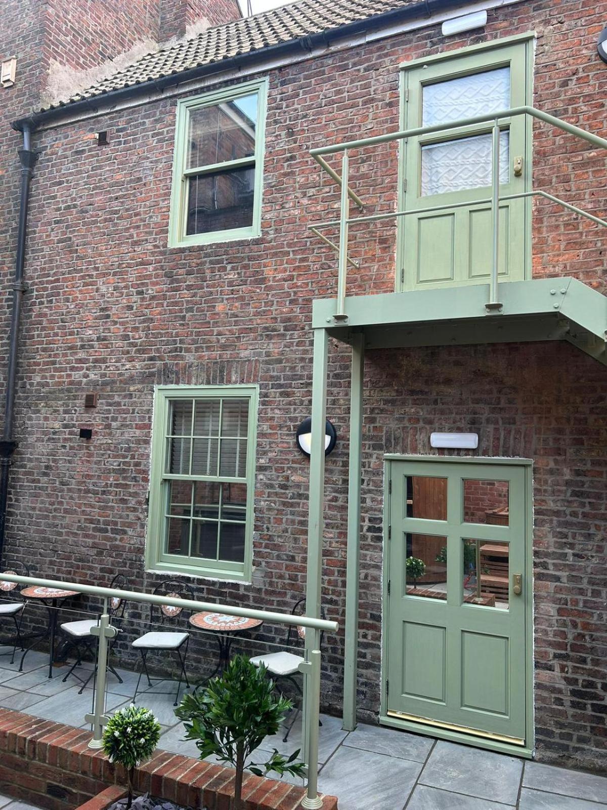 Magistrates Penthouse Suite - Town Centre Apartments With Spa モーペス エクステリア 写真